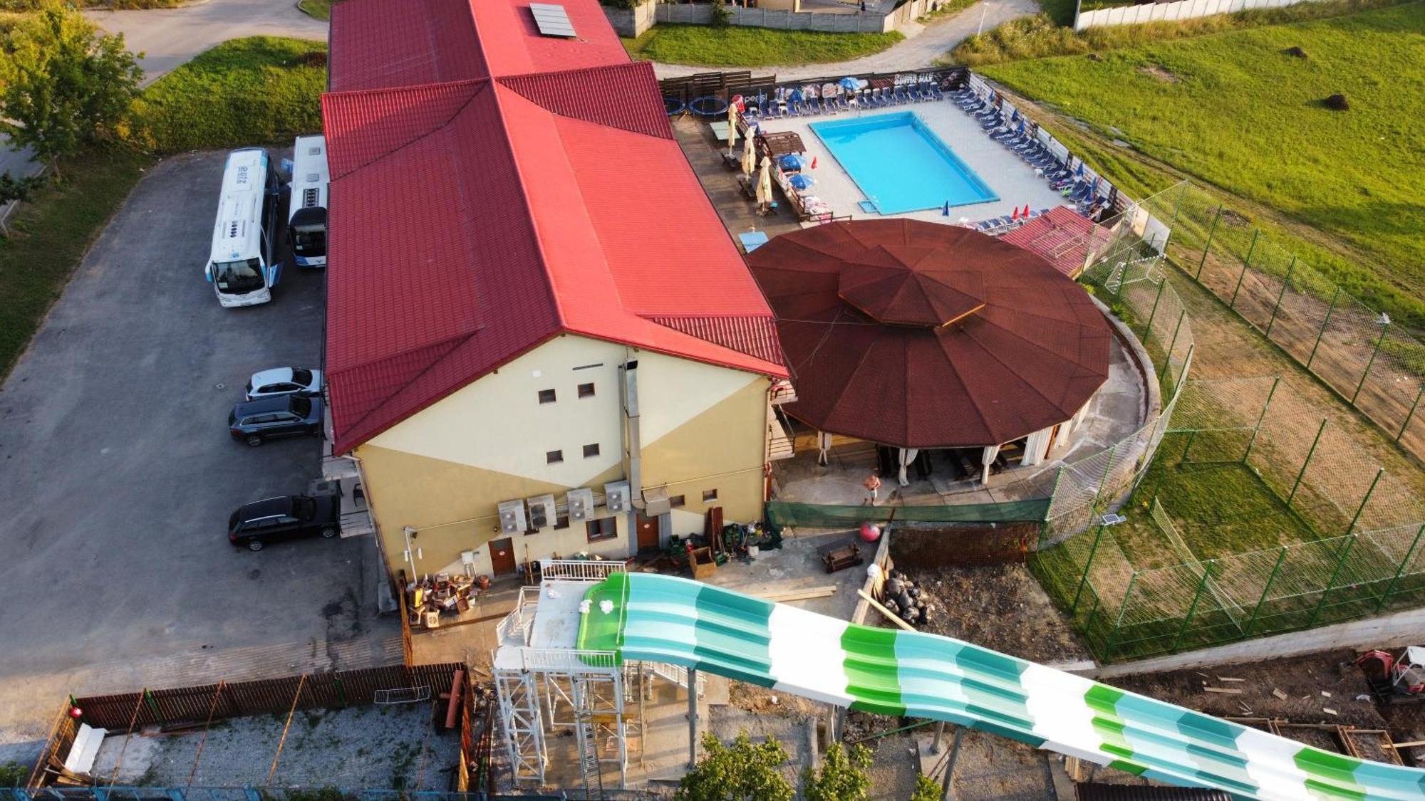 Hostel Restaurant Ciuperca Hunedoara Exterior foto